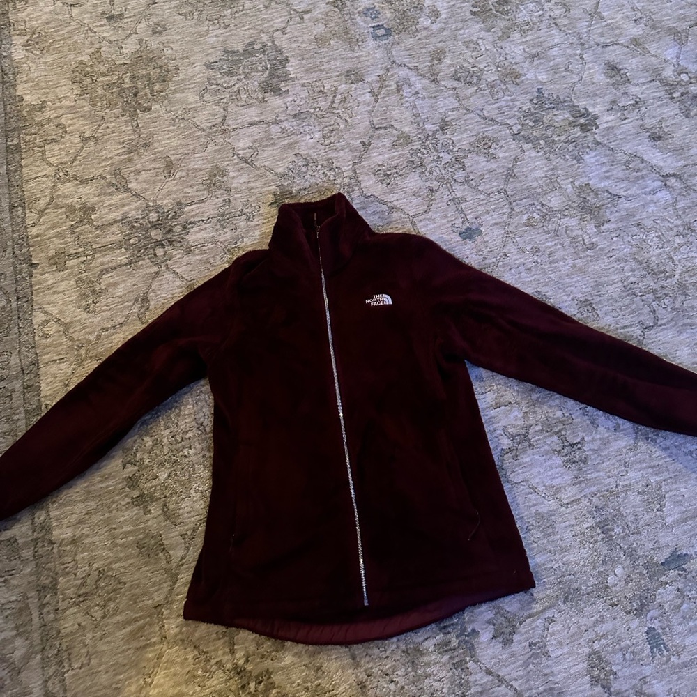Burgundy Size medium North Face zip up fleece